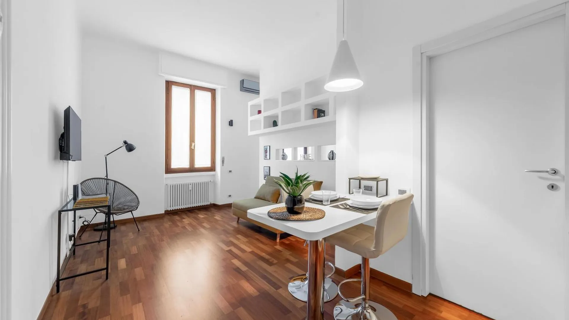 Ce10 -Cenisio City Life Milaan 0*,