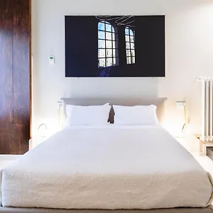 2* Bed and Breakfast Bc Maison Bed&cafe