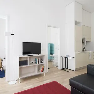  Apartament Primopiano - Astolfo 12